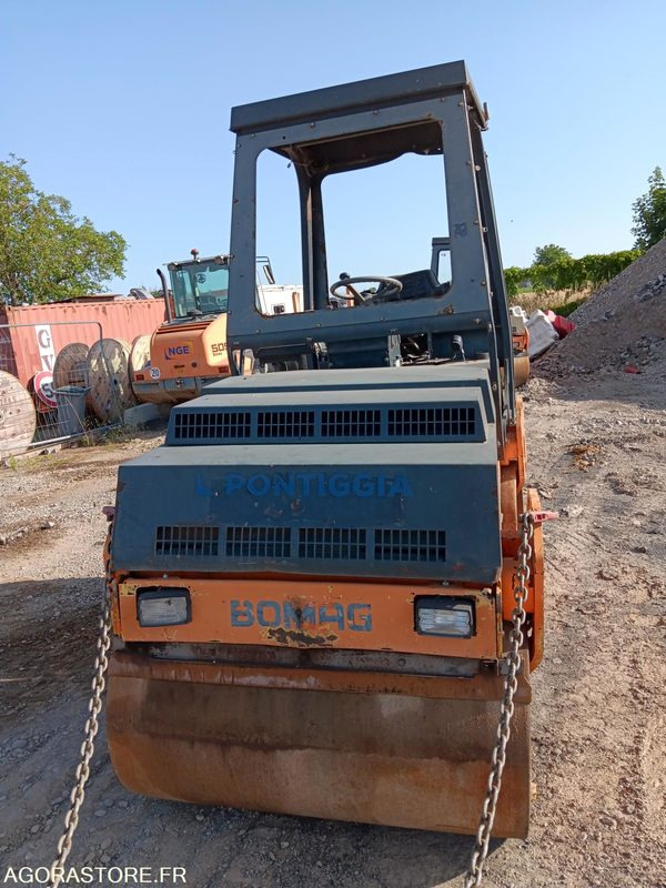 COMPACTEUR TANDEM BOMAG BW135AD -- 1998 -- 5955 HEURES - Οδοστρωτήρας: φωτογραφία 2 COMPACTEUR TANDEM BOMAG BW135AD -- 1998 -- 5955 HEURES - Οδοστρωτήρας: φωτογραφία 2