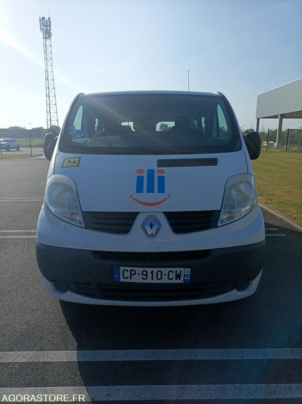 CP-910-CW - Roulant - RENAULT TRAFIC - VP - 9 Places - 308 000 Kms - Μικρό λεωφορείο, Επιβατικό βαν: φωτογραφία 3 CP-910-CW - Roulant - RENAULT TRAFIC - VP - 9 Places - 308 000 Kms - Μικρό λεωφορείο, Επιβατικό βαν: φωτογραφία 3