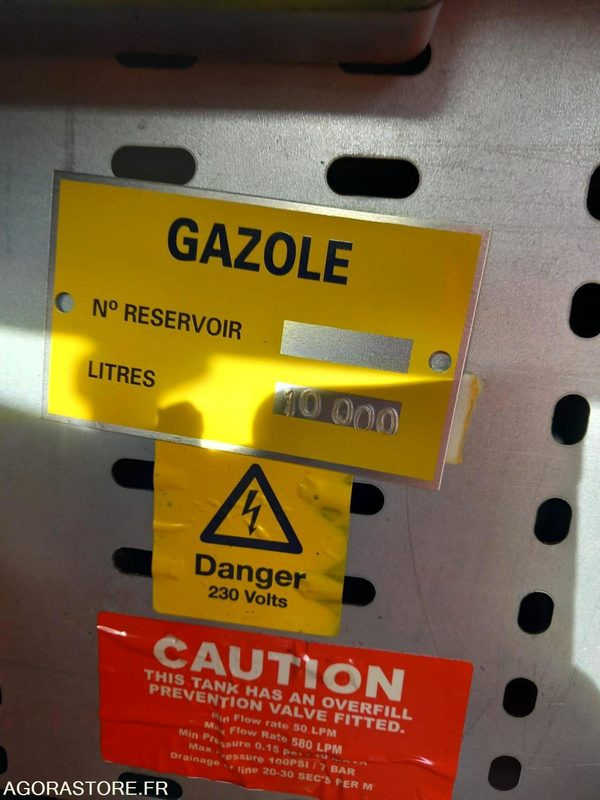CUVE CARBURANT TUFFA GASOIL10000 L - Εργαλείο/ Εξοπλισμός: φωτογραφία 4 CUVE CARBURANT TUFFA GASOIL10000 L - Εργαλείο/ Εξοπλισμός: φωτογραφία 4