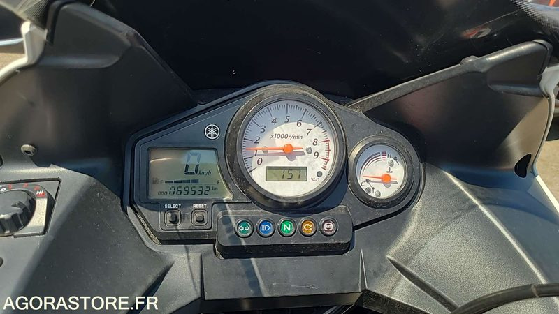 CV 384 MQ - YAMAHA TDM900 - 2013 - 69532KM - Μοτοσικλέτα: φωτογραφία 5 CV 384 MQ - YAMAHA TDM900 - 2013 - 69532KM - Μοτοσικλέτα: φωτογραφία 5