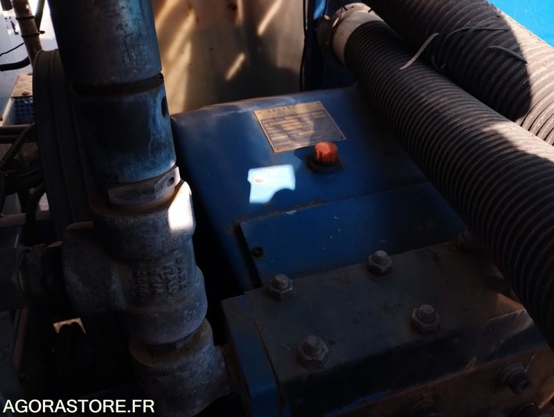 Camion 3.5t Hydrocureur Renault Mascott – équipement Huwer - Φορτηγό: φωτογραφία 5 Camion 3.5t Hydrocureur Renault Mascott – équipement Huwer - Φορτηγό: φωτογραφία 5