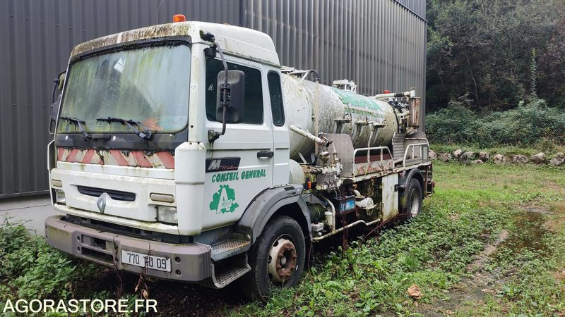 Camion Hydrocureur Renault - Όχημα εκκένωσης βόθρων: φωτογραφία 1 Camion Hydrocureur Renault - Όχημα εκκένωσης βόθρων: φωτογραφία 1