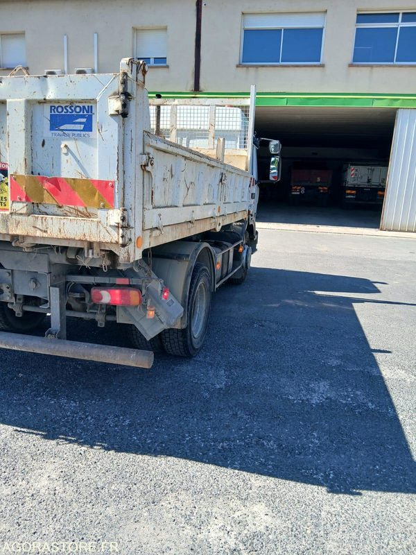 Camion Renault 150 - 2000 - 480392kms - Φορτηγό ανατρεπόμενο: φωτογραφία 2 Camion Renault 150 - 2000 - 480392kms - Φορτηγό ανατρεπόμενο: φωτογραφία 2