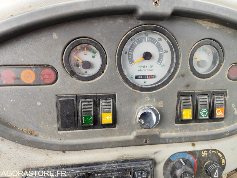 Φορτωτής Chargeuse Pelleteuse: φωτογραφία 6 Φορτωτής Chargeuse Pelleteuse: φωτογραφία 6