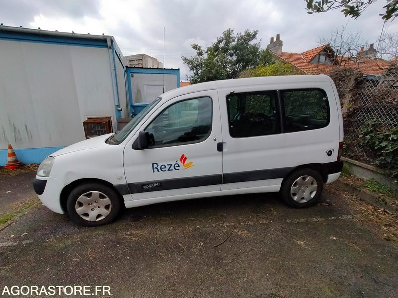 Citroen Berlingo Combispace ESS+GNV - 2007 - 62683kms - Αυτοκίνητο: φωτογραφία 2 Citroen Berlingo Combispace ESS+GNV - 2007 - 62683kms - Αυτοκίνητο: φωτογραφία 2