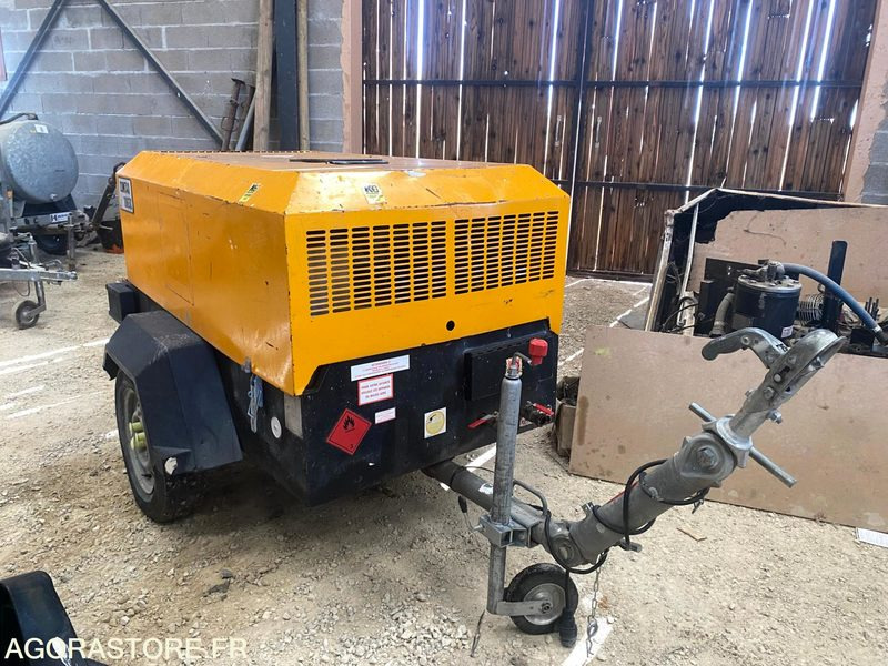 Compresseur de chantier 3.3m3 DOOSAN 7/31 - INGERSOLL RAND - Αεροσυμπιεστής: φωτογραφία 1 Compresseur de chantier 3.3m3 DOOSAN 7/31 - INGERSOLL RAND - Αεροσυμπιεστής: φωτογραφία 1