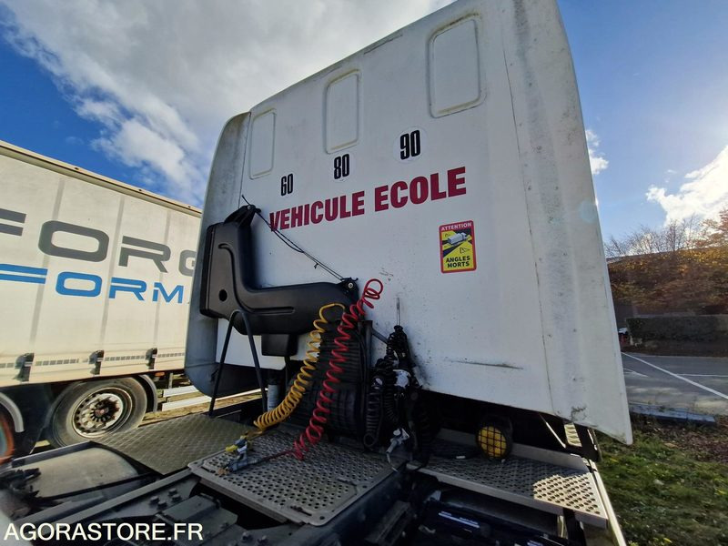 DAF CF 85.360 - 2013 - Τράκτορας: φωτογραφία 2 DAF CF 85.360 - 2013 - Τράκτορας: φωτογραφία 2