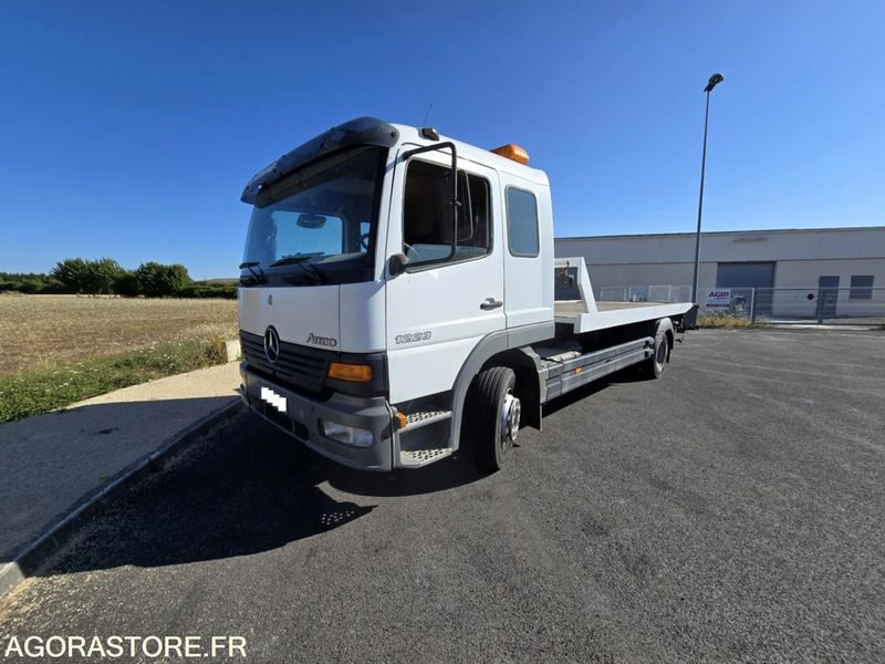 Dépanneuse Mercedes 1223 MOTEUR ECHANGE STANDARD 8O.000 - Φορτηγό: φωτογραφία 2 Dépanneuse Mercedes 1223 MOTEUR ECHANGE STANDARD 8O.000 - Φορτηγό: φωτογραφία 2
