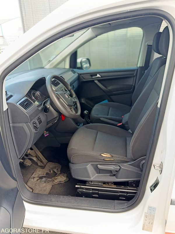 EP-632-HF - Roulant - Volkswagen CADDY - VP - Modulable - 426 759 Kms - Αυτοκίνητο: φωτογραφία 5 EP-632-HF - Roulant - Volkswagen CADDY - VP - Modulable - 426 759 Kms - Αυτοκίνητο: φωτογραφία 5