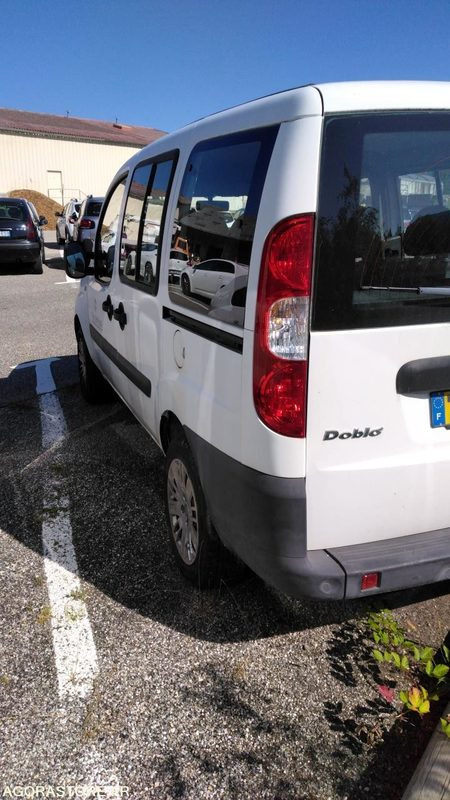 FIAT DOBLO 5 PLACES 2007 - Αυτοκίνητο: φωτογραφία 5 FIAT DOBLO 5 PLACES 2007 - Αυτοκίνητο: φωτογραφία 5
