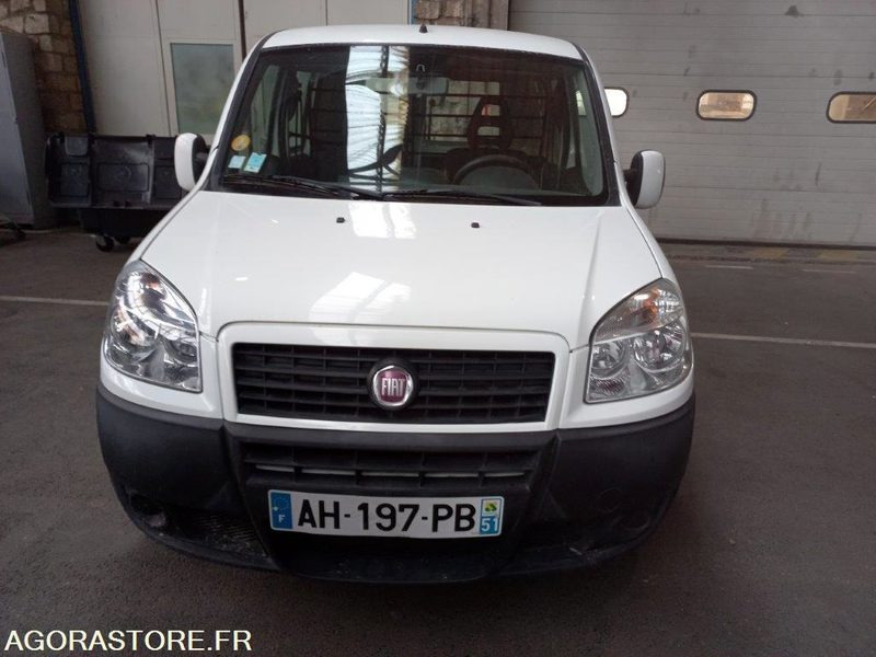 FIAT DOBLO AH-197-PB - Μικρό βαν: φωτογραφία 1 FIAT DOBLO AH-197-PB - Μικρό βαν: φωτογραφία 1