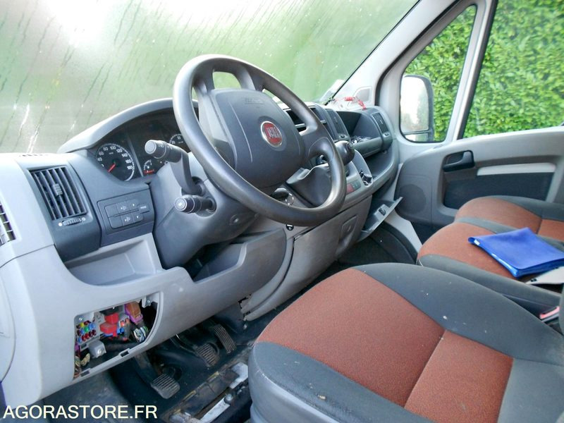 FOURGON FIAT DUCATO - Βαν: φωτογραφία 5 FOURGON FIAT DUCATO - Βαν: φωτογραφία 5