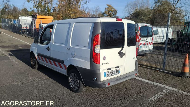 Fiat Doblo - 2010 - 200000kms - AD049AH - Μικρό βαν: φωτογραφία 2 Fiat Doblo - 2010 - 200000kms - AD049AH - Μικρό βαν: φωτογραφία 2