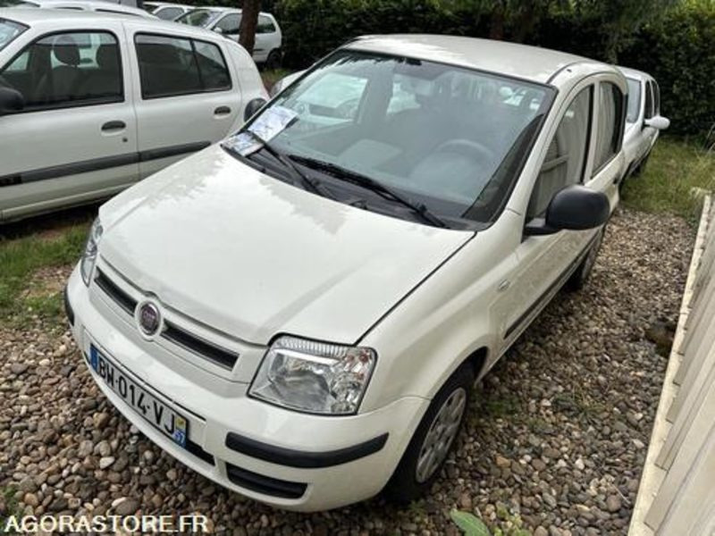 Fiat Panda - BW014VJ - Αυτοκίνητο: φωτογραφία 1 Fiat Panda - BW014VJ - Αυτοκίνητο: φωτογραφία 1