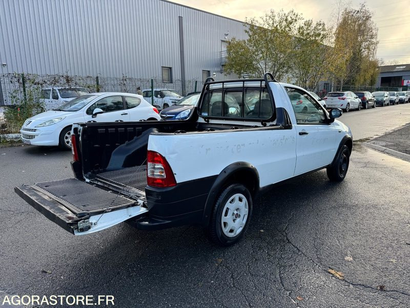 Fiat Strada II Pick Up 1.3 MJTD - Ημιφορτηγό: φωτογραφία 5 Fiat Strada II Pick Up 1.3 MJTD - Ημιφορτηγό: φωτογραφία 5