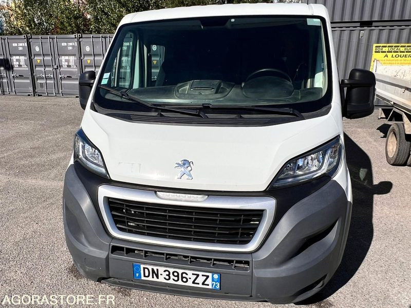 Fourgon utilitaire Peugeot Boxer 2,2l HDI 130cv - Année 2015 - 235000kms - Βαν: φωτογραφία 3 Fourgon utilitaire Peugeot Boxer 2,2l HDI 130cv - Année 2015 - 235000kms - Βαν: φωτογραφία 3