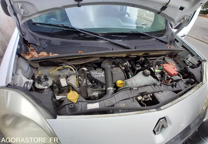 Fourgonnette frigorifique - RENAULT CN607VC - Μικρό βαν: φωτογραφία 2 Fourgonnette frigorifique - RENAULT CN607VC - Μικρό βαν: φωτογραφία 2