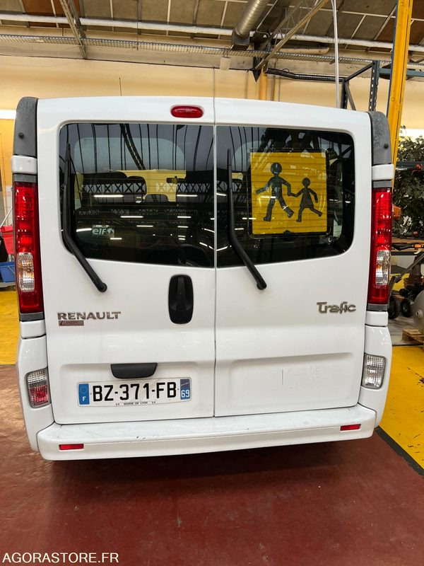 GDF RENAULT TRAFIC 9 PLS BZ-371-FB - Μικρό λεωφορείο, Επιβατικό βαν: φωτογραφία 4 GDF RENAULT TRAFIC 9 PLS BZ-371-FB - Μικρό λεωφορείο, Επιβατικό βαν: φωτογραφία 4