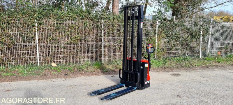 GERBEUR HELI 1.2 T CDD12J - 2022 - Μηχάνημα στοίβαξης: φωτογραφία 2 GERBEUR HELI 1.2 T CDD12J - 2022 - Μηχάνημα στοίβαξης: φωτογραφία 2