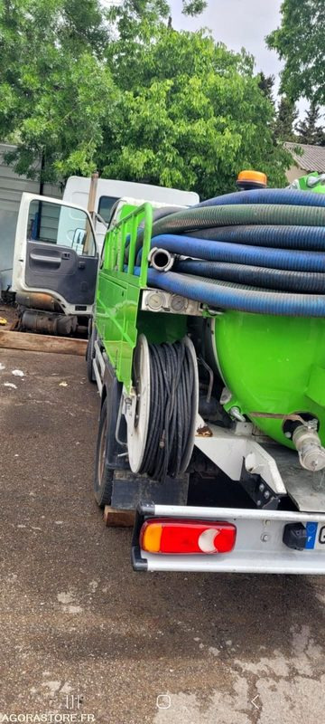 Hydrocureur Capstar 2005 270 000 km combiné - Όχημα εκκένωσης βόθρων: φωτογραφία 4 Hydrocureur Capstar 2005 270 000 km combiné - Όχημα εκκένωσης βόθρων: φωτογραφία 4