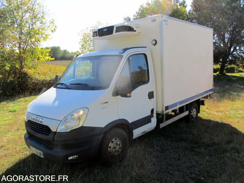 IVECO 35S13 de 2013 426915Kms "d'autoroute"chassis cabine frigorifique - Επαγγελματικό αυτοκίνητο ψυγείο: φωτογραφία 1 IVECO 35S13 de 2013 426915Kms "d'autoroute"chassis cabine frigorifique - Επαγγελματικό αυτοκίνητο ψυγείο: φωτογραφία 1