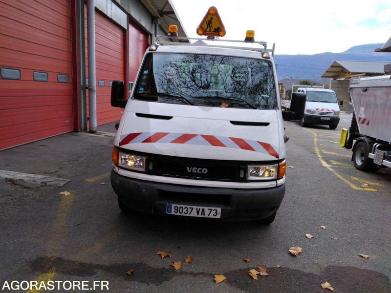 IVECO AMPLIROLL - Μικρό φορτηγό με καρότσα: φωτογραφία 2 IVECO AMPLIROLL - Μικρό φορτηγό με καρότσα: φωτογραφία 2