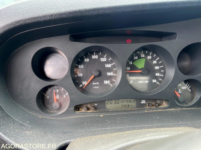 IVECO BENNE 35C12 - Όχημα με ανατρεπομενη καροτσα: φωτογραφία 5 IVECO BENNE 35C12 - Όχημα με ανατρεπομενη καροτσα: φωτογραφία 5