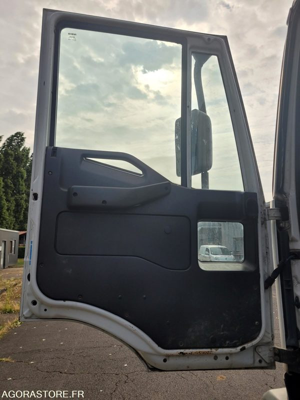 Φορτηγό IVECO BENNE ET GRUE DIESEL - 999AVB57 - VIN WJMA1VJ1004250575: φωτογραφία 13