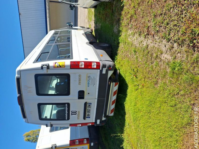 IVECO BUS DAILY N°092063 - Μικρό λεωφορείο, Επιβατικό βαν: φωτογραφία 3 IVECO BUS DAILY N°092063 - Μικρό λεωφορείο, Επιβατικό βαν: φωτογραφία 3