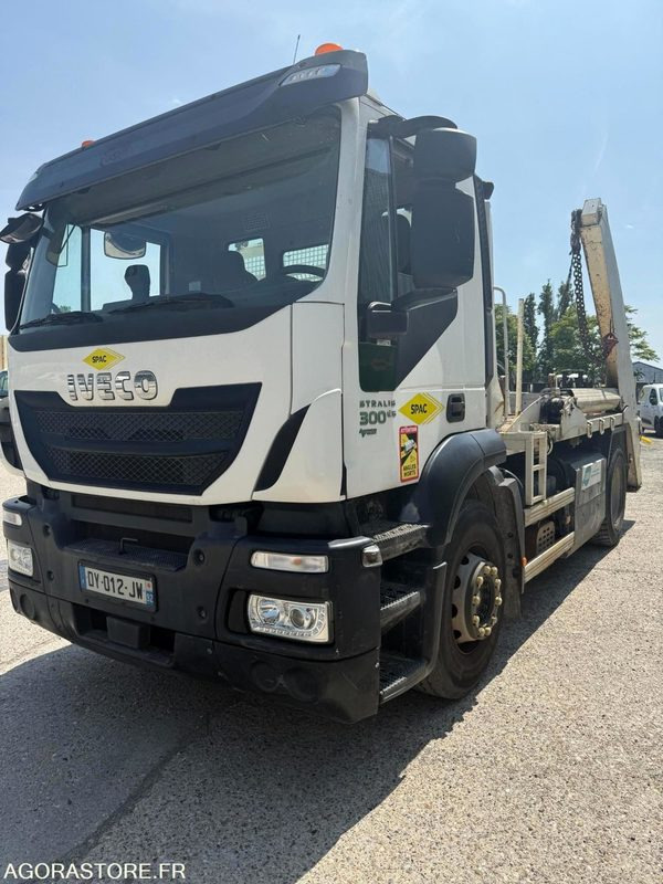 IVECO STRALIS MULTIBENNE 4x2 - 2015 / 61000KM - Φορτηγό καδοφόρος φορτωτής: φωτογραφία 2 IVECO STRALIS MULTIBENNE 4x2 - 2015 / 61000KM - Φορτηγό καδοφόρος φορτωτής: φωτογραφία 2