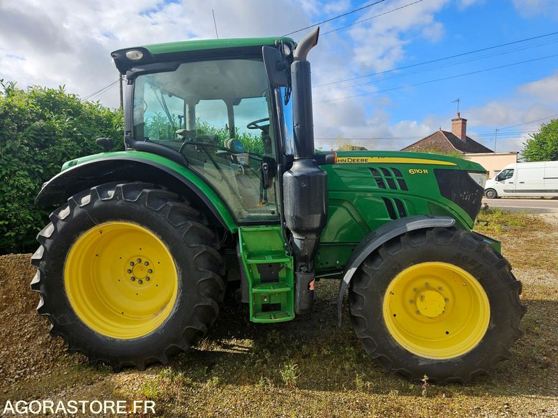 JOHN DEERE 6110R - Τρακτέρ: φωτογραφία 1 JOHN DEERE 6110R - Τρακτέρ: φωτογραφία 1