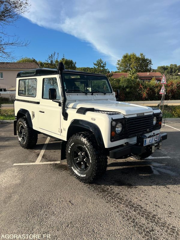LAND ROVER DEFENDER 90 - 175 000km - SUV: φωτογραφία 1 LAND ROVER DEFENDER 90 - 175 000km - SUV: φωτογραφία 1