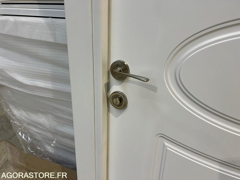 LOT de 19 Bloc Porte fin de chantier laqué blanc compris serrure et poignée - Εργαλείο/ Εξοπλισμός: φωτογραφία 3 LOT de 19 Bloc Porte fin de chantier laqué blanc compris serrure et poignée - Εργαλείο/ Εξοπλισμός: φωτογραφία 3