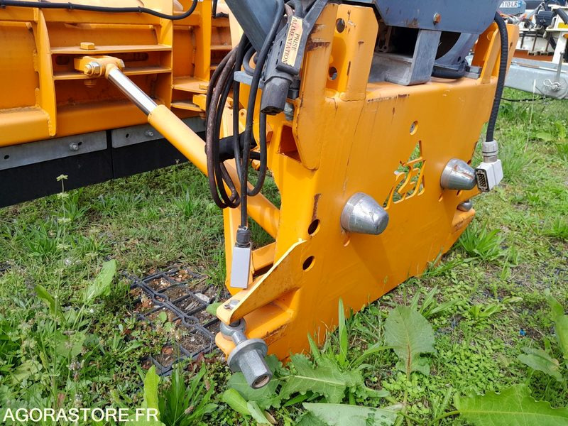 Lame à neige Europe Service Agilo25 (LN062) - Μηχανήματα κήπου: φωτογραφία 3 Lame à neige Europe Service Agilo25 (LN062) - Μηχανήματα κήπου: φωτογραφία 3
