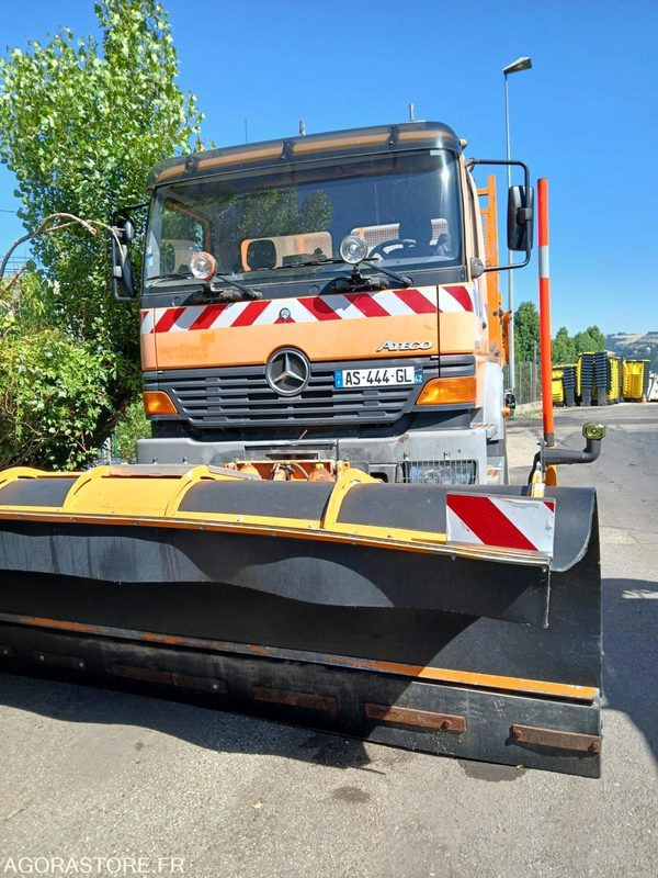 MERCEDES CAMION BENNE - 2000 - 193905 KMS - Φορτηγό: φωτογραφία 1 MERCEDES CAMION BENNE - 2000 - 193905 KMS - Φορτηγό: φωτογραφία 1