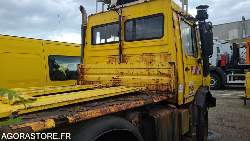 MERCEDES UNIMOG - 1999 - Φορτηγό με ανοιχτή καρότσα: φωτογραφία 3 MERCEDES UNIMOG - 1999 - Φορτηγό με ανοιχτή καρότσα: φωτογραφία 3