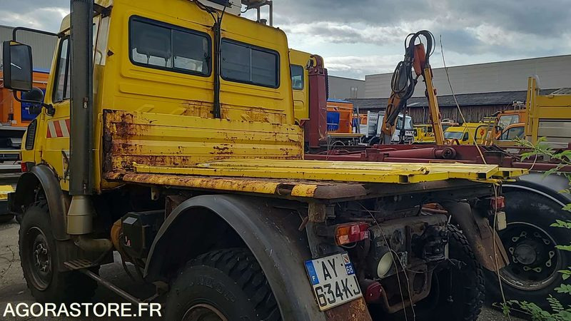 MERCEDES UNIMOG - 1999 - Φορτηγό με ανοιχτή καρότσα: φωτογραφία 4 MERCEDES UNIMOG - 1999 - Φορτηγό με ανοιχτή καρότσα: φωτογραφία 4
