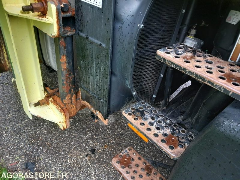 MERCEDES UNIMOG 4X4 4RD AVEC SALEUSE ET AILERONS KU0105 SL0307 AB0107 AB0107 - Εκχιονιστικό μηχάνημα: φωτογραφία 4 MERCEDES UNIMOG 4X4 4RD AVEC SALEUSE ET AILERONS KU0105 SL0307 AB0107 AB0107 - Εκχιονιστικό μηχάνημα: φωτογραφία 4