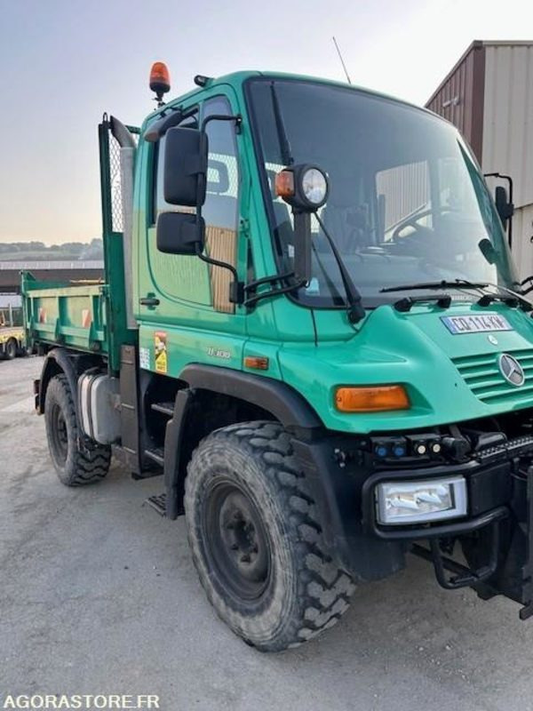 MERCEDES UNIMOG U300C VERSION COMMUNALE 2003 38210 KM + EPAREUSE CMV 450GP - Φορτηγό: φωτογραφία 4 MERCEDES UNIMOG U300C VERSION COMMUNALE 2003 38210 KM + EPAREUSE CMV 450GP - Φορτηγό: φωτογραφία 4