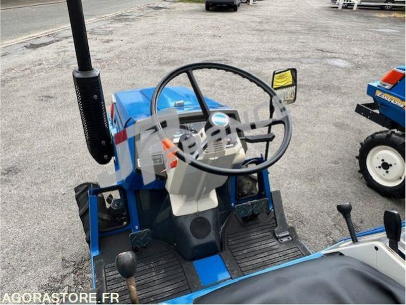 MICROTRACTEUR ISEKI 14 CV 4 ROUES MOTRICES DIESEL 1263H DANS L'ETAT ROULANT - Τρακτέρ: φωτογραφία 4 MICROTRACTEUR ISEKI 14 CV 4 ROUES MOTRICES DIESEL 1263H DANS L'ETAT ROULANT - Τρακτέρ: φωτογραφία 4