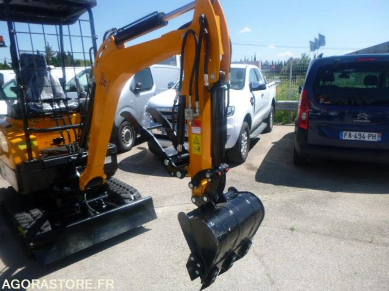 Μίσθωση  MINIPELLE 1T8 NEUVE (2025) - MOTEUR 3 CYLINDRES KUBOTA MINIPELLE 1T8 NEUVE (2025) - MOTEUR 3 CYLINDRES KUBOTA: φωτογραφία 9