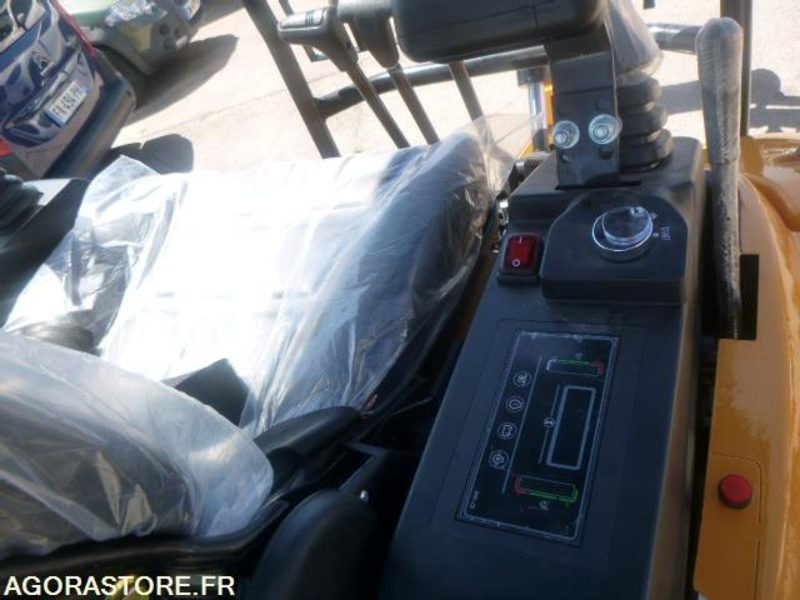 Μίσθωση  MINIPELLE 1T8 NEUVE (2025) - MOTEUR 3 CYLINDRES KUBOTA MINIPELLE 1T8 NEUVE (2025) - MOTEUR 3 CYLINDRES KUBOTA: φωτογραφία 11