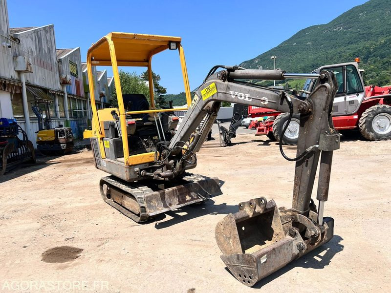 Mini-pelle Volvo EC15 B XT 1,5T - Année 2004 - 2290 heures - Μίνι εκσκαφέας: φωτογραφία 4 Mini-pelle Volvo EC15 B XT 1,5T - Année 2004 - 2290 heures - Μίνι εκσκαφέας: φωτογραφία 4