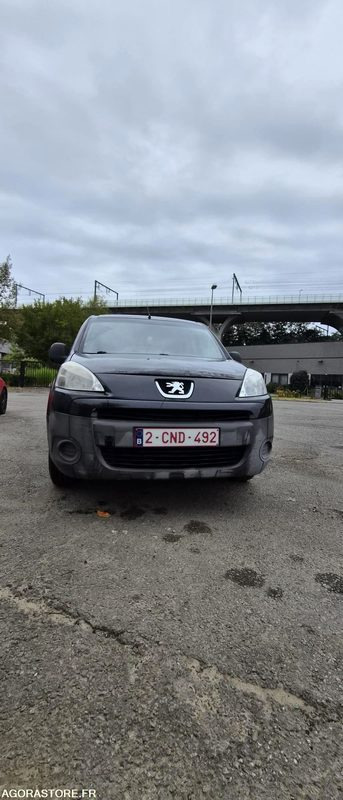 Monospace Peugeot Partner - 2012 - 296 080km - Αυτοκίνητο: φωτογραφία 2 Monospace Peugeot Partner - 2012 - 296 080km - Αυτοκίνητο: φωτογραφία 2
