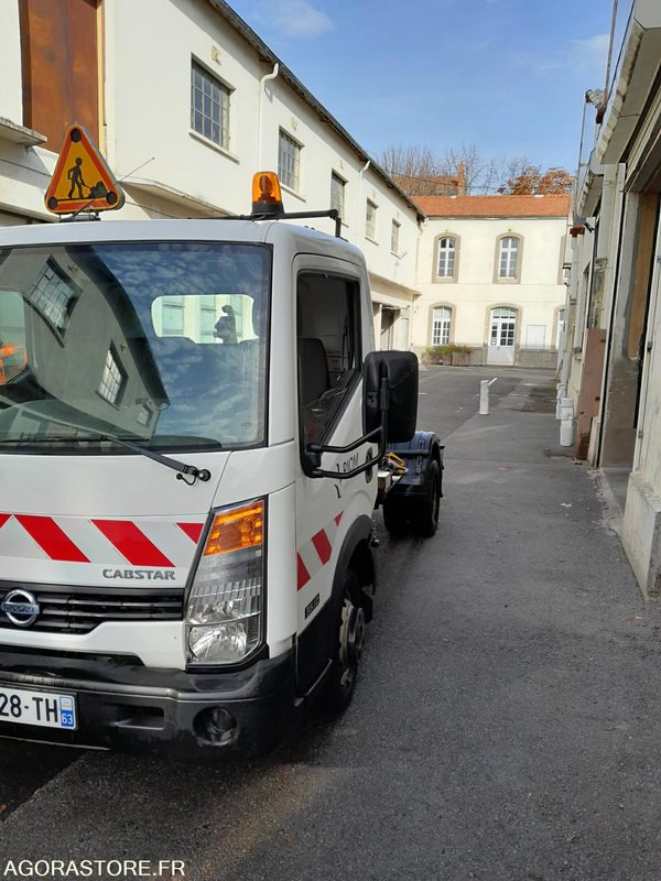 NISSAN CABSTAR POLYBENNE - Όχημα με ανατρεπομενη καροτσα: φωτογραφία 4 NISSAN CABSTAR POLYBENNE - Όχημα με ανατρεπομενη καροτσα: φωτογραφία 4