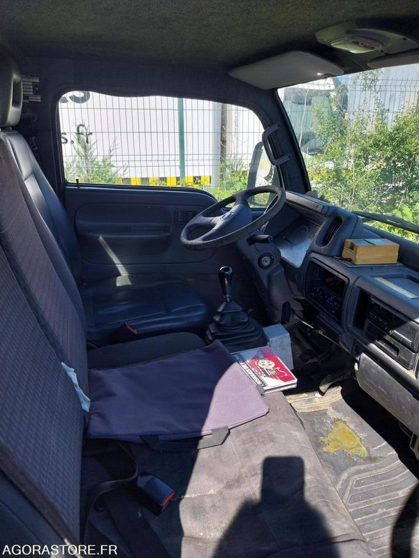 NISSAN Cabstar BAROCLEAN 2007 / 265000 KM - Non Roulant -VENTE EXPORT UNIQUEMENT - Όχημα εκκένωσης βόθρων: φωτογραφία 4 NISSAN Cabstar BAROCLEAN 2007 / 265000 KM - Non Roulant -VENTE EXPORT UNIQUEMENT - Όχημα εκκένωσης βόθρων: φωτογραφία 4