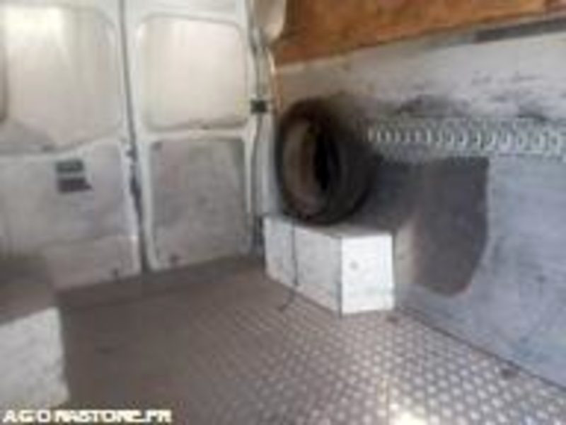 NISSAN INTERSTAR AVEC HAYON AS-559-GY - Βαν: φωτογραφία 2 NISSAN INTERSTAR AVEC HAYON AS-559-GY - Βαν: φωτογραφία 2