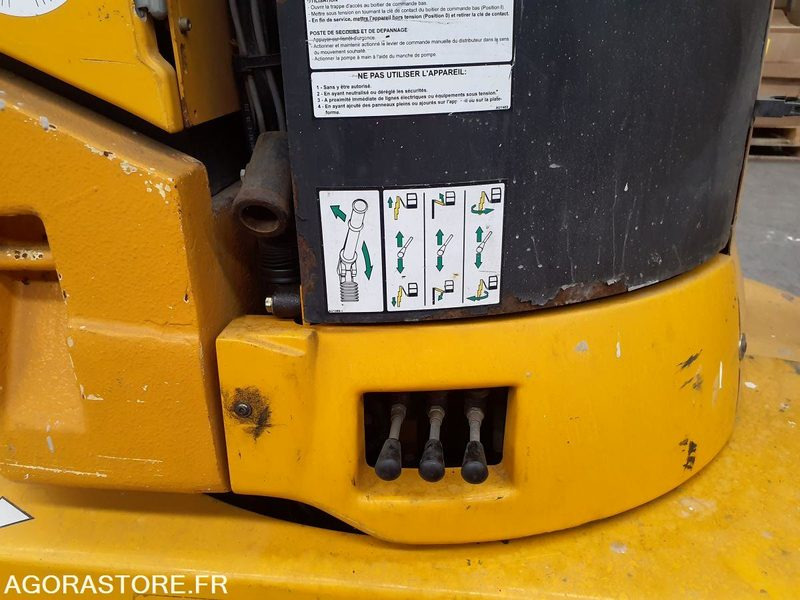 Nacelles à mât vertical GROVE TOUCAN 861 - Πλατφόρμα εναέρια: φωτογραφία 5 Nacelles à mât vertical GROVE TOUCAN 861 - Πλατφόρμα εναέρια: φωτογραφία 5