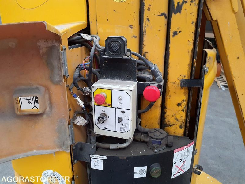 Nacelles à mât vertical GROVE TOUCAN 861 - Πλατφόρμα εναέρια: φωτογραφία 3 Nacelles à mât vertical GROVE TOUCAN 861 - Πλατφόρμα εναέρια: φωτογραφία 3