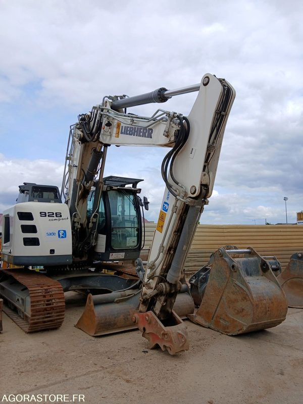 PELLE S/CHENILLES LIEBHERR R 926 COMPACT - 2020 / 3723 HEURES - Εκσκαφέας: φωτογραφία 4 PELLE S/CHENILLES LIEBHERR R 926 COMPACT - 2020 / 3723 HEURES - Εκσκαφέας: φωτογραφία 4